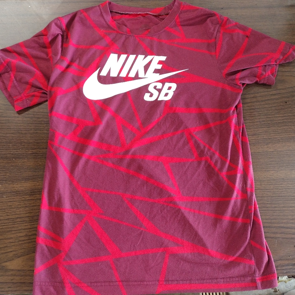 Boys Large Nike Tshirt